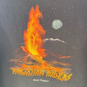 Hawaiian riders Maui chapter. medium,!black Hanes beefy t front and back print.